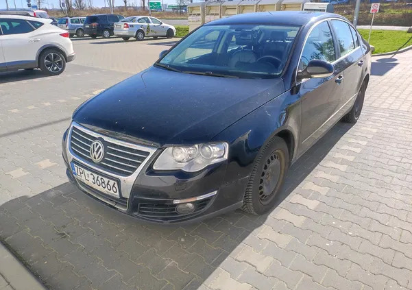 volkswagen passat Volkswagen Passat cena 10000 przebieg: 283330, rok produkcji 2005 z Przecław